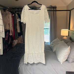 BB Dakota White Dress (tags still on)